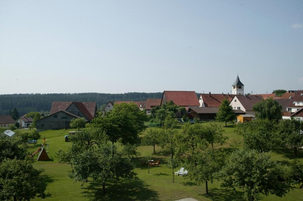 Landgasthof Loewen Neubulach Ngoại thất bức ảnh